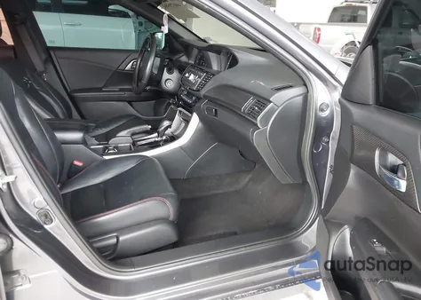 2017 Honda Accord Sport Se z USA, uszkodzony, nr VIN 1HGCR2F12HA214879